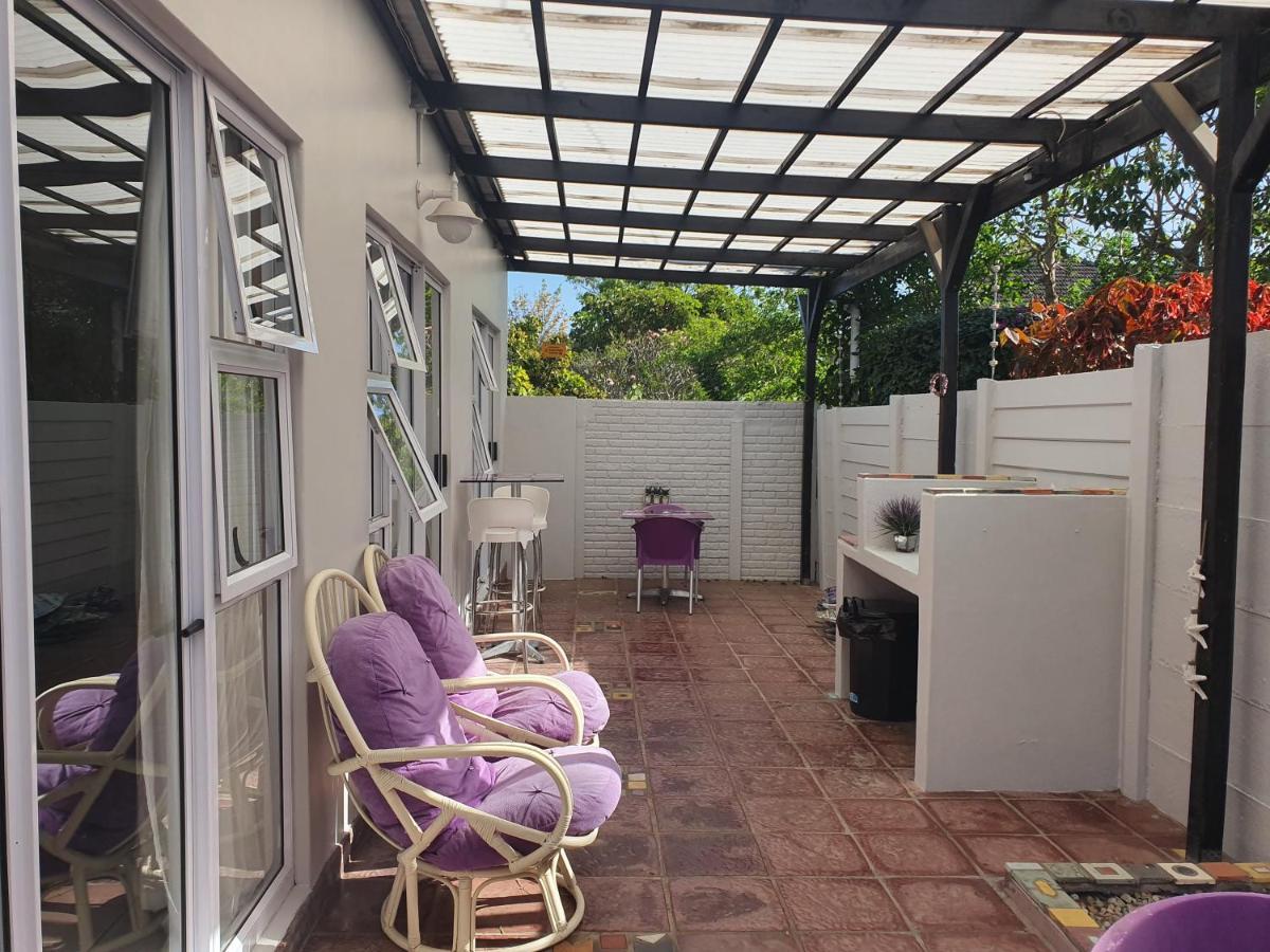 Nahoon Bed & Breakfast East London Exterior foto