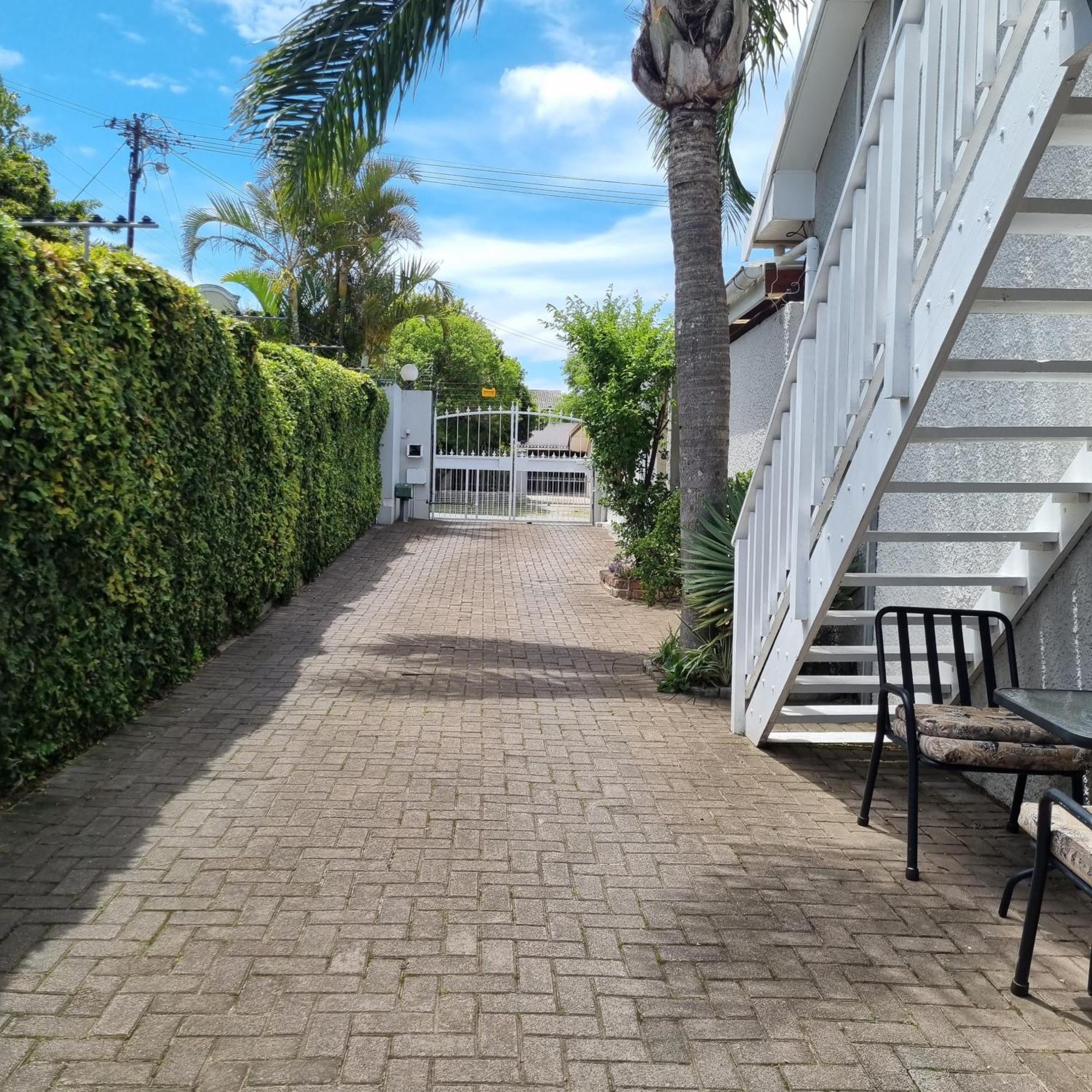 Nahoon Bed & Breakfast East London Exterior foto
